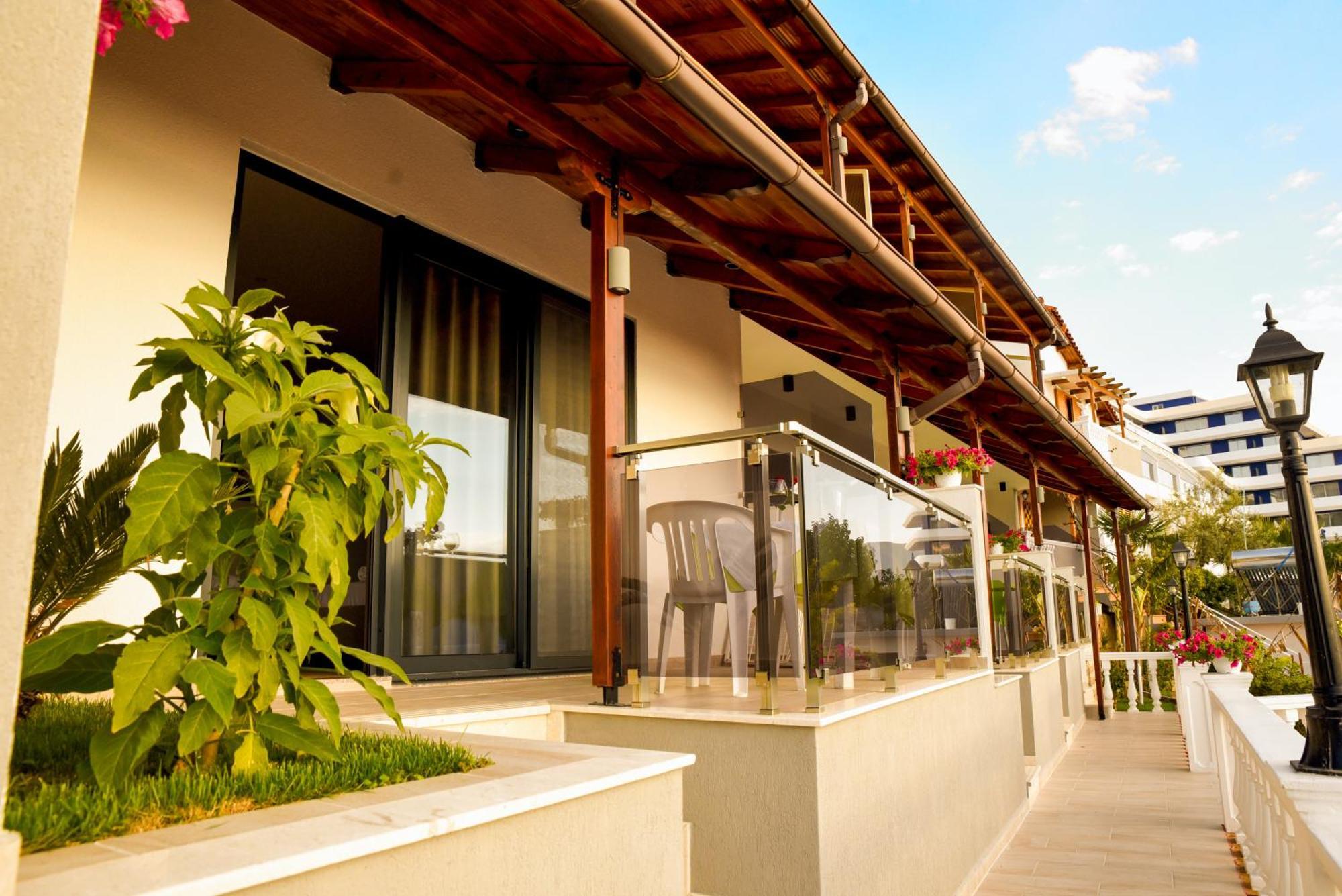 Hotel Ramosaco, Radhime, Vlore Exteriör bild