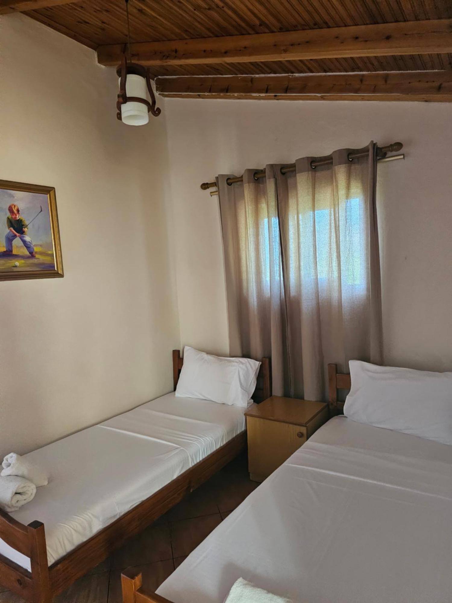 Hotel Ramosaco, Radhime, Vlore Exteriör bild